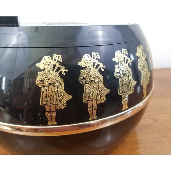 Vintage Seagram's 100 Pipers Deluxe Scotch Whisky Ice Bucket - Picture 6 of 12